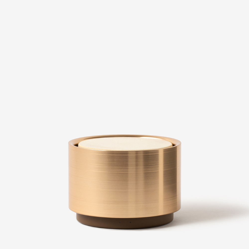 新品未使用 WEEKEND / アロマディフューザー ゴールド アロマ2点つき 新品未使用 WEEKEND / アロマディフューザー ゴールド アロマ2点つき