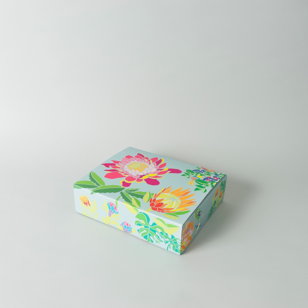 Gift wrapping gift box