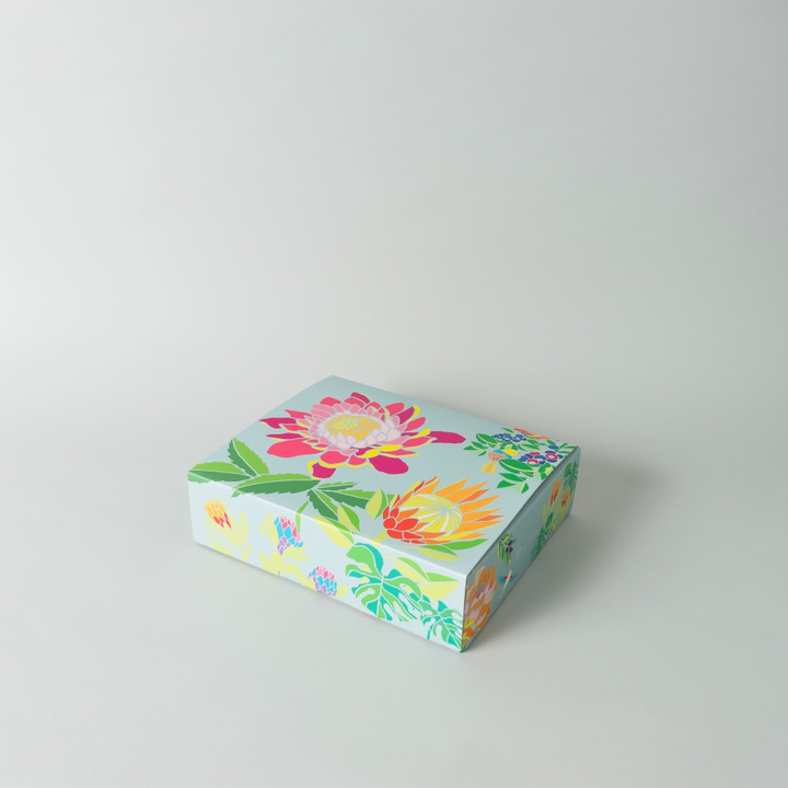 Gift wrapping gift box